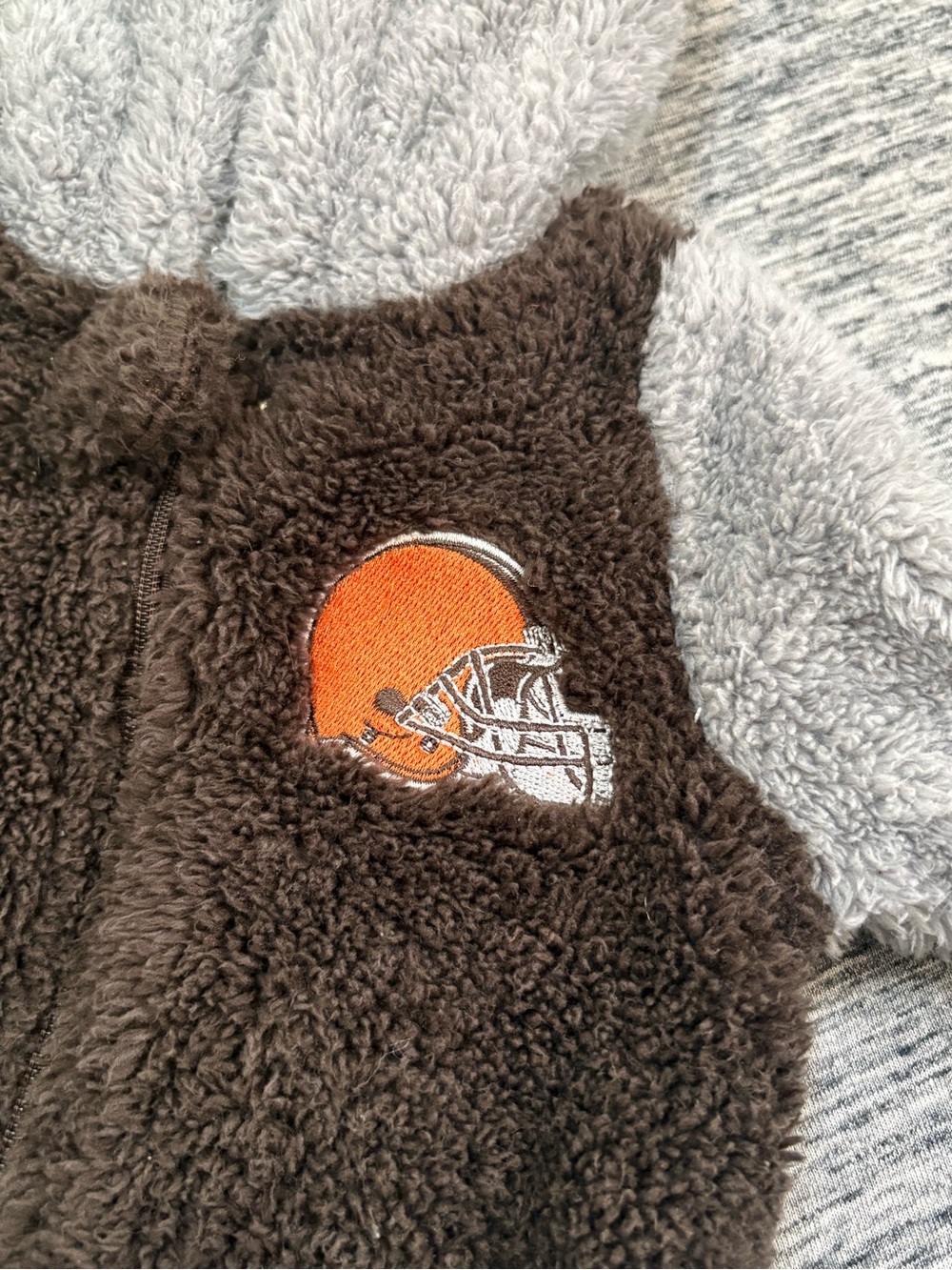Chicago Bears Infant Fuzzy Suit Size 0-3M - Picture 2 of 5